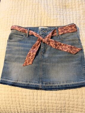 NWT Girls Abercrombie Kids Mini Skirt with Pink Patterned Tie Belt size 15/16